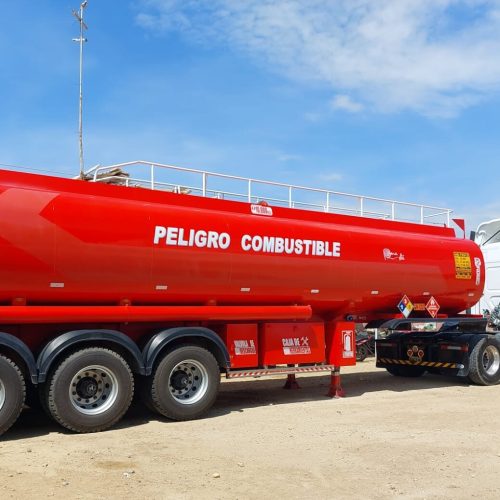 Camión con combustible